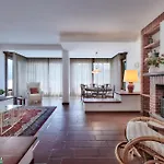 Rosa With Air Conditioning And View *