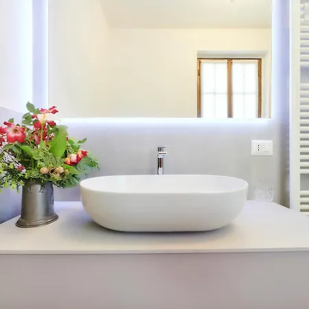Villa Rosa With Air Conditioning And View