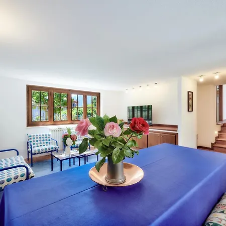 Rosa With Air Conditioning And View Villa *