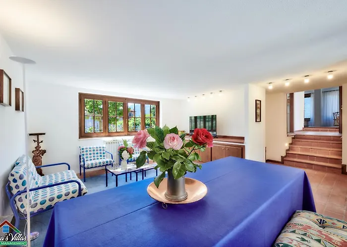 Rosa With Air Conditioning And View Villa *