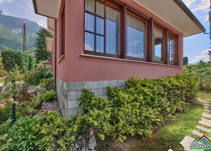 Rosa With Air Conditioning And View