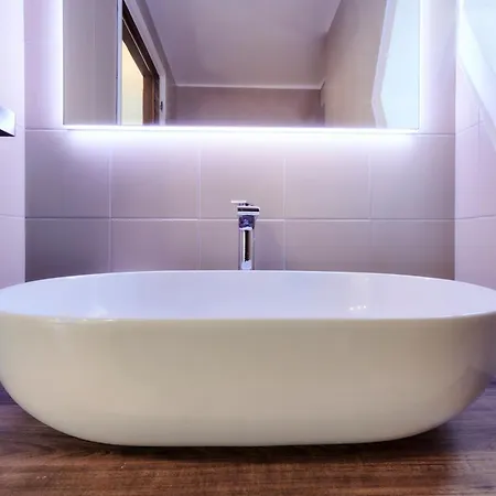 Rosa With Air Conditioning And View Vila Lierna